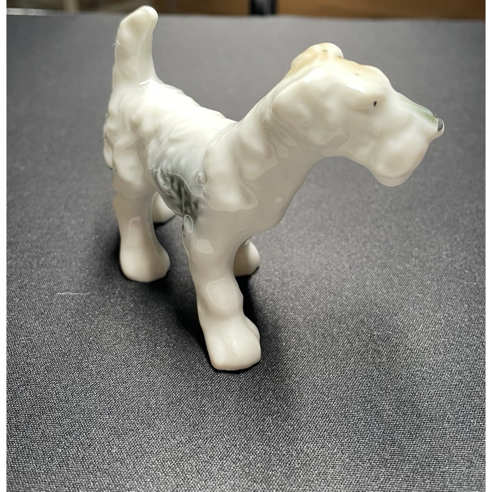 Vintage 1950s Wirehair Fox Terrier Porcelain Dog Figurine. Marked Made in Japan. - Picture 3 of 10
